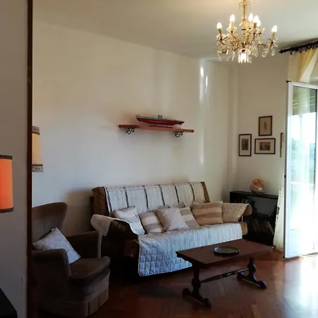 Lägenhet La Casa Di Lucia By Holiday World Rapallo